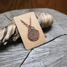 Load image into Gallery viewer, flower Mandala stamped on copper disc necklace